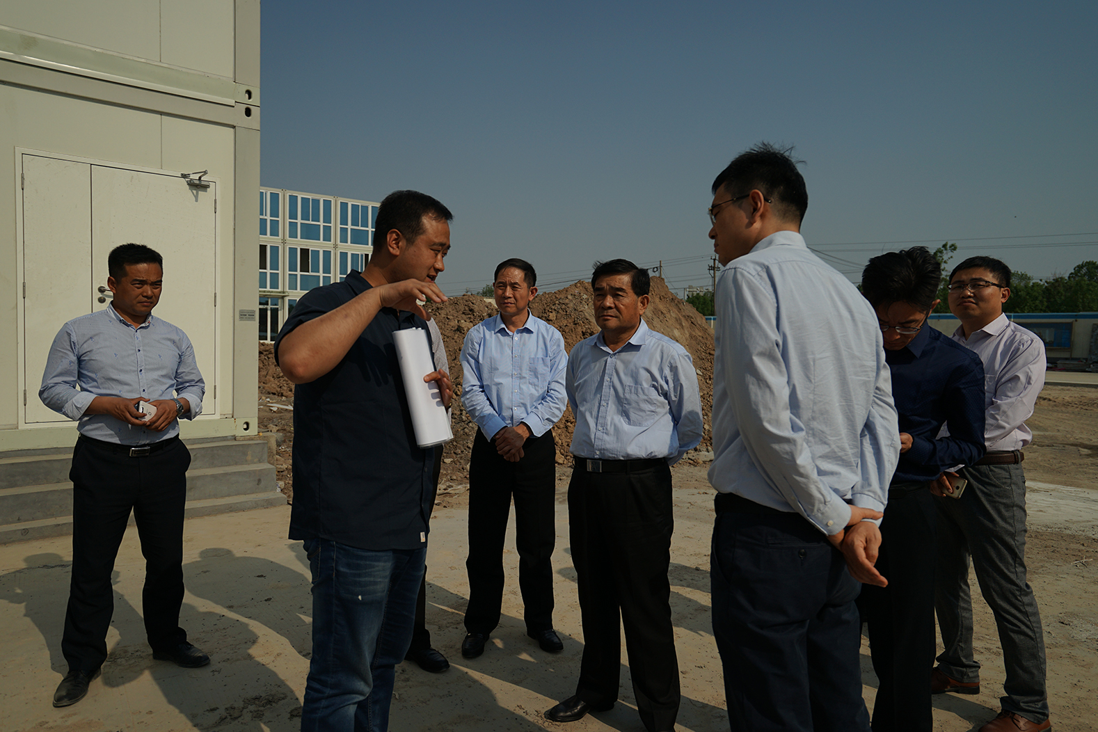 6、農(nóng)高區(qū)管委會(huì)副主任楊同柱到集團(tuán)公司視察指導(dǎo).jpg